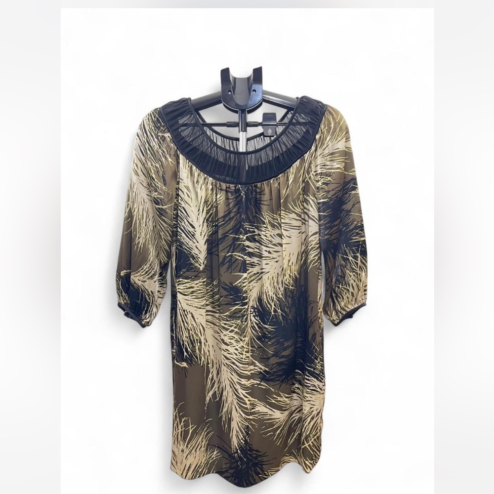 Maggy London Womens Dress sz 6 leaf print 100% Silk-Luxury